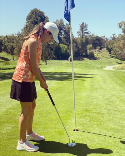 She’s Daring! Jinger Duggar Defies Family’s Strict Dress Code By Wearing a Mini Skirt Golfing: Photo