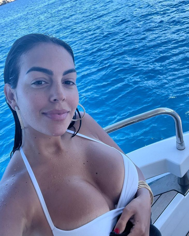 Georgina Rodriguez Bikini Photos: Sexiest Swimsuit Pictures | In Touch  Weekly