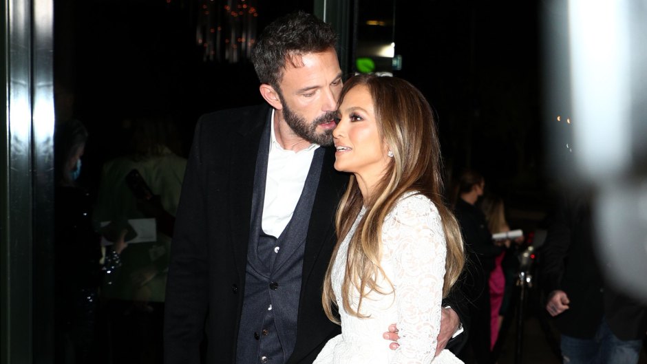 Jennifer Lopez’s Wedding Dress With Ben Affleck Is Stunning: See Gown Photos