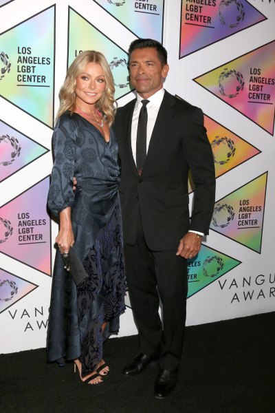 Kelly Ripa Says She Blacked Out During ‘Traumatic’ Sex with Mark Consuelos and Woke Up in ER