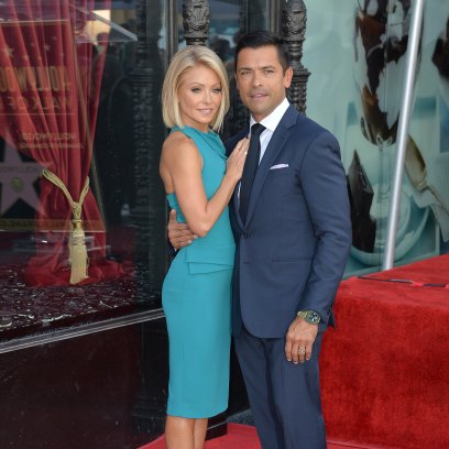 Kelly Ripa Says She Blacked Out During ‘Traumatic’ Sex with Mark Consuelos and Woke Up in ER