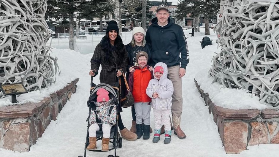 Chelsea Houska Cole DeBoer Wyoming Family Vacation
