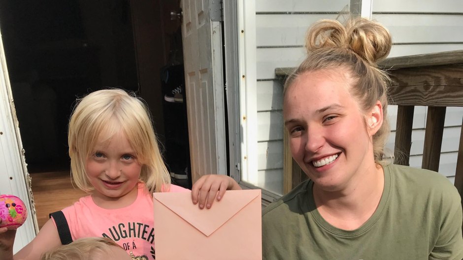 Mama June’s Daughter Anna ‘Chickadee’ Cardwell Shows Hair Loss After Revealing Cancer Diagnosis