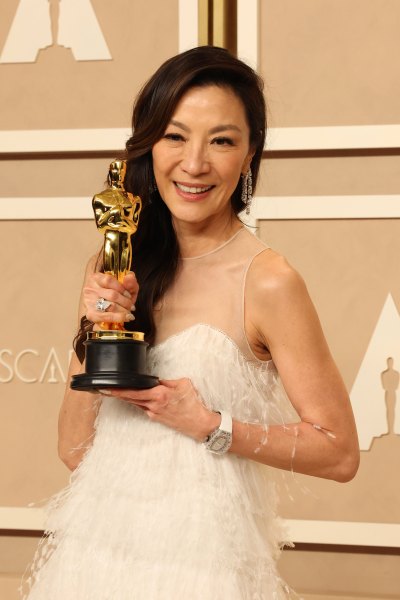 Did Michelle Yeoh Shade Don Lemon During His Oscars Acceptance Speech?  all we know