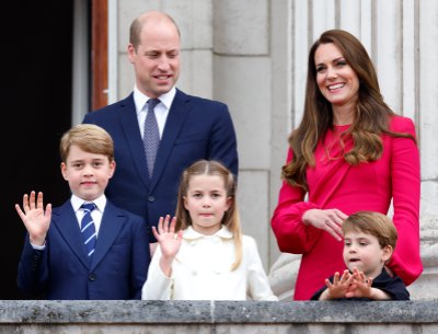 Prince William and Princess Kate with their kids