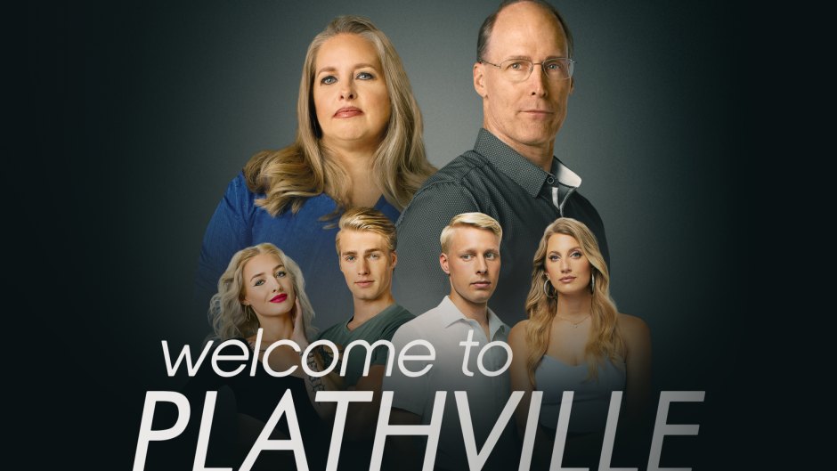 'Welcome to Plathville' title card with Barry, Kim, Moriah, Micah, Ethan and Olivia Plath