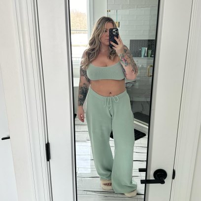 Teen Mom's Kailyn Lowry Flaunts Post-Baby Body In Tiny Top After Welcoming Twins