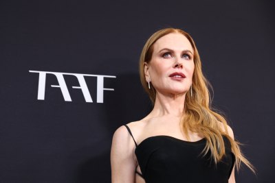 Nicole Kidman wearing a black dress at the 'Expats' premiere
