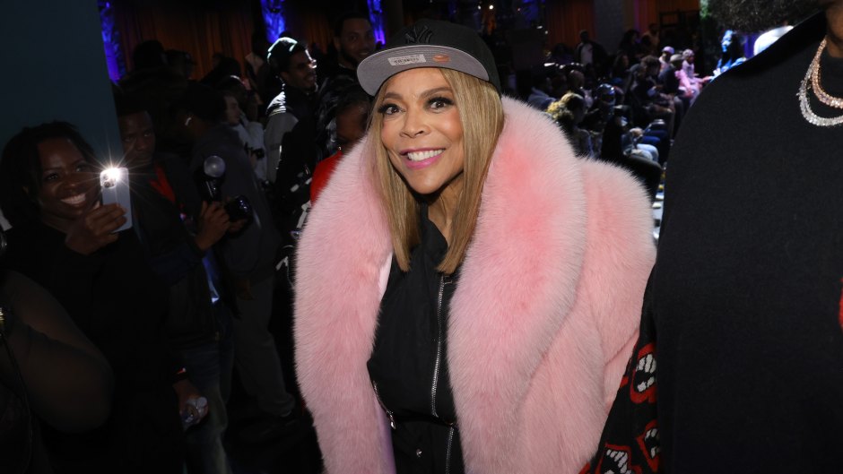 Wendy Williams Takes Off Wig in Emotional Documentary Scene