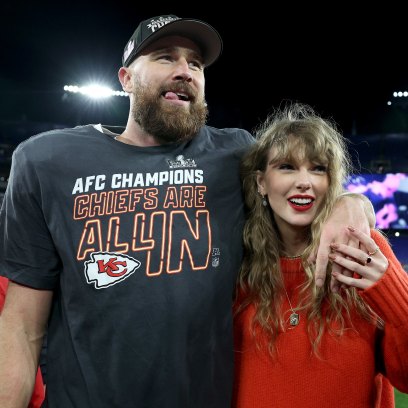 travis kelce planning private trips with taylor on tour