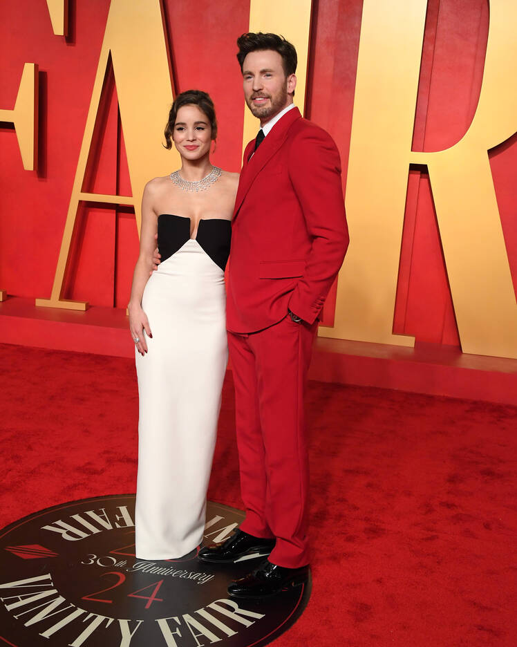 Chris Evans, Wife Walk 1st Red Carpet at VF Oscars Party | In Touch Weekly