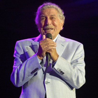 Tony Bennett’s Treasures Are Up for Auction: How to Bid